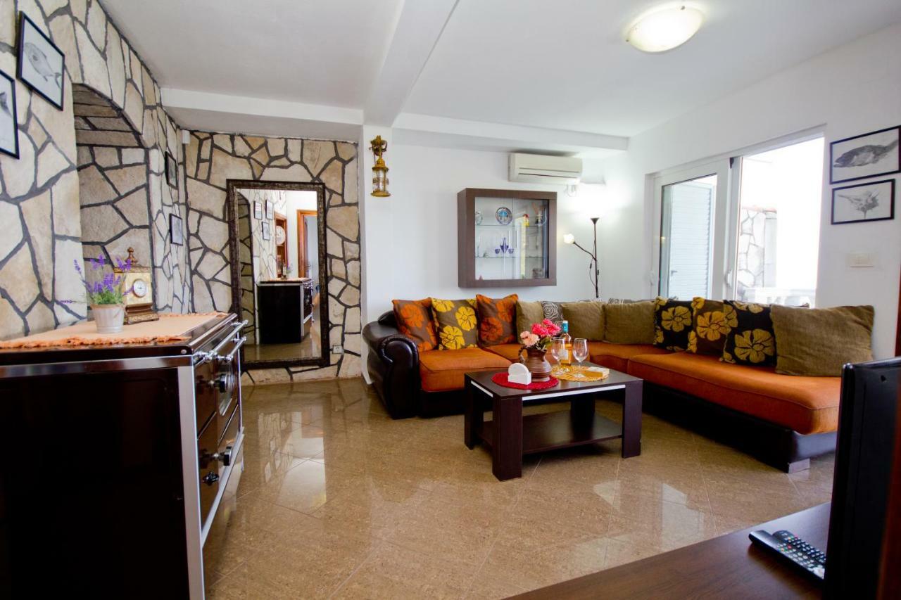 Apartments Dora Dobra Voda Extérieur photo